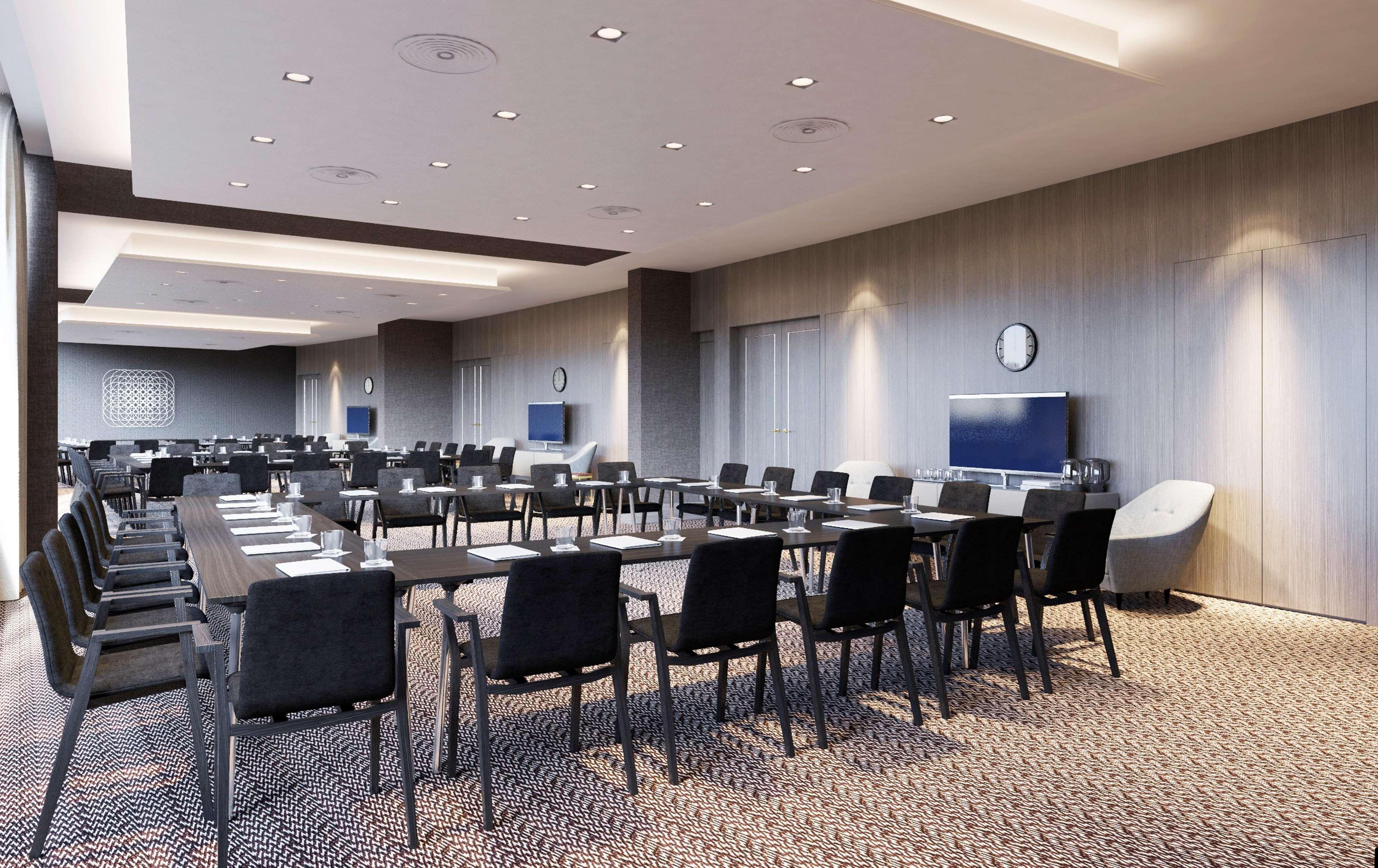 希尔顿丹吉尔市中心酒店公寓 外观 照片 The Club at Haneda Airport