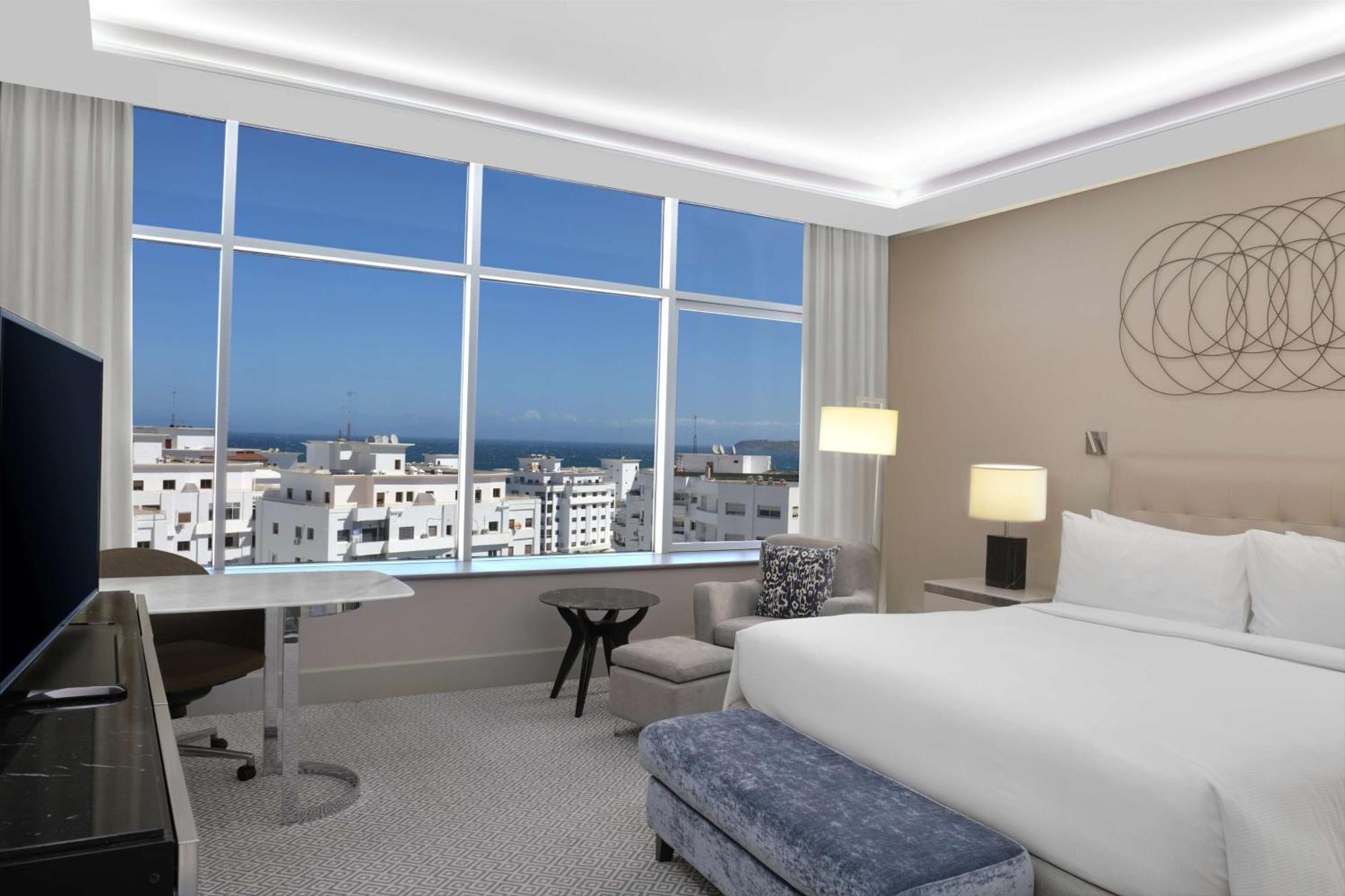 希尔顿丹吉尔市中心酒店公寓 外观 照片 Deluxe room